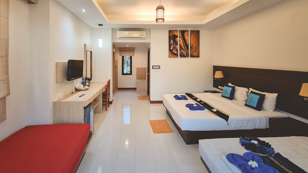 Golden Bay Cottage 22/75
