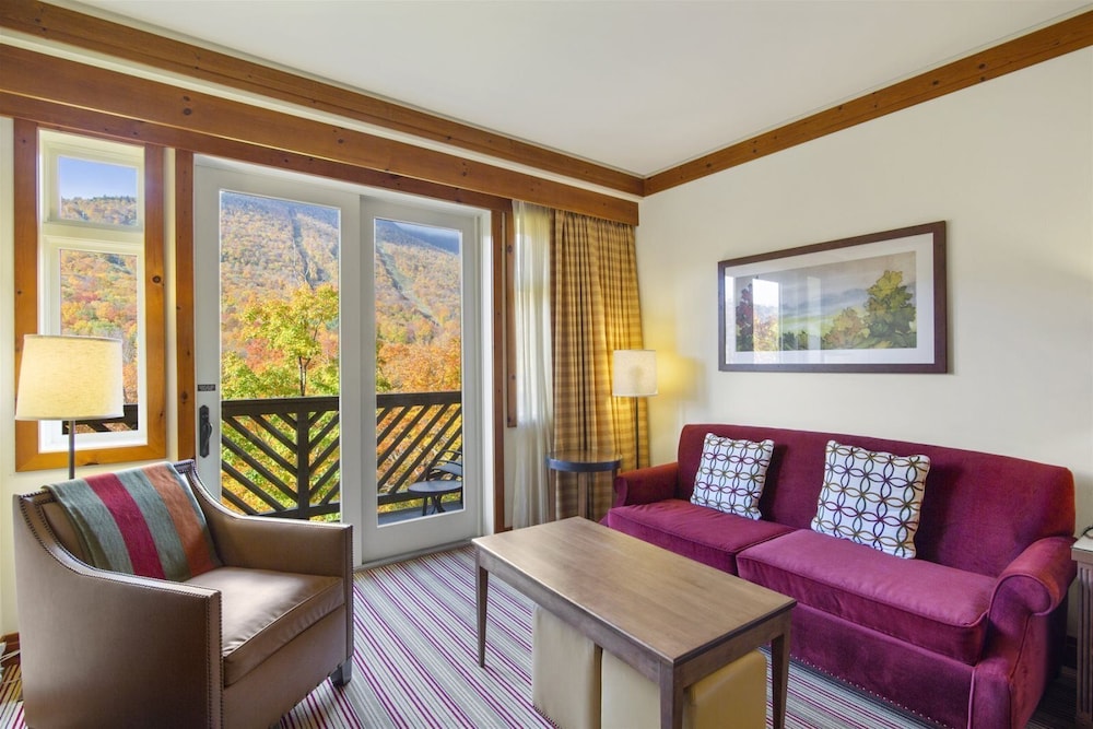 The Lodge At Spruce Peak 50/83