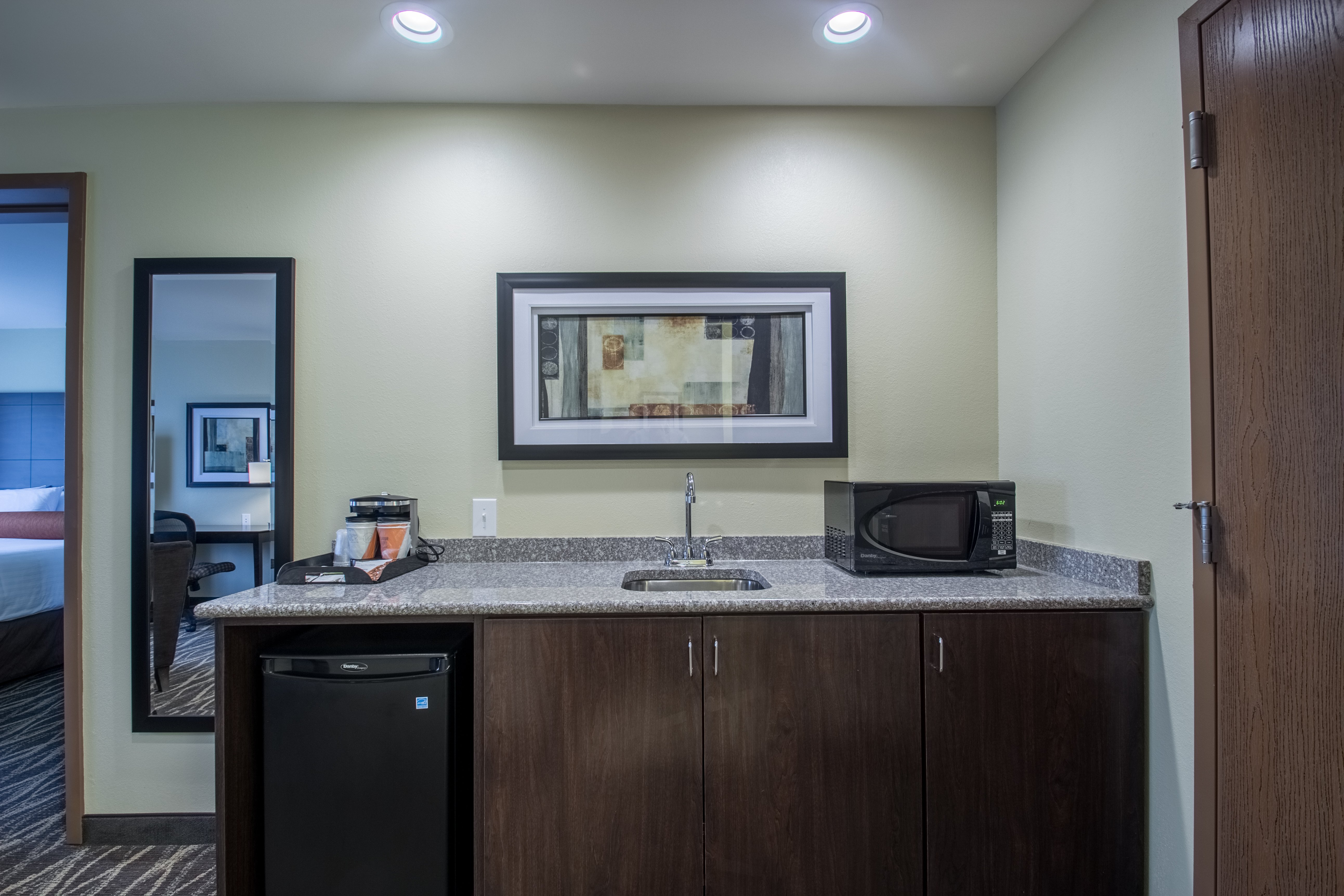 Cobblestone Inn & Suites - St. Mary S 47/57