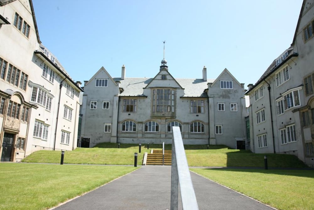 The Management Centre 31/34