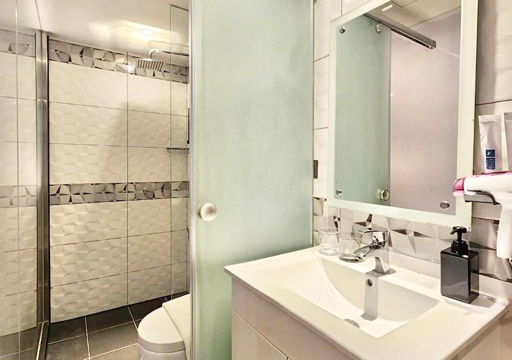 Fun Stay Inn Ximen 42/48