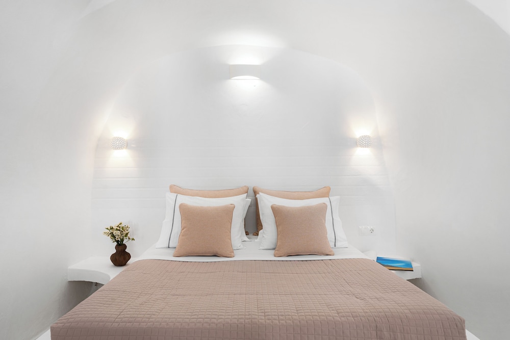 Senior, Villa, King Bed, Sea View, Sofa, Hot Tub