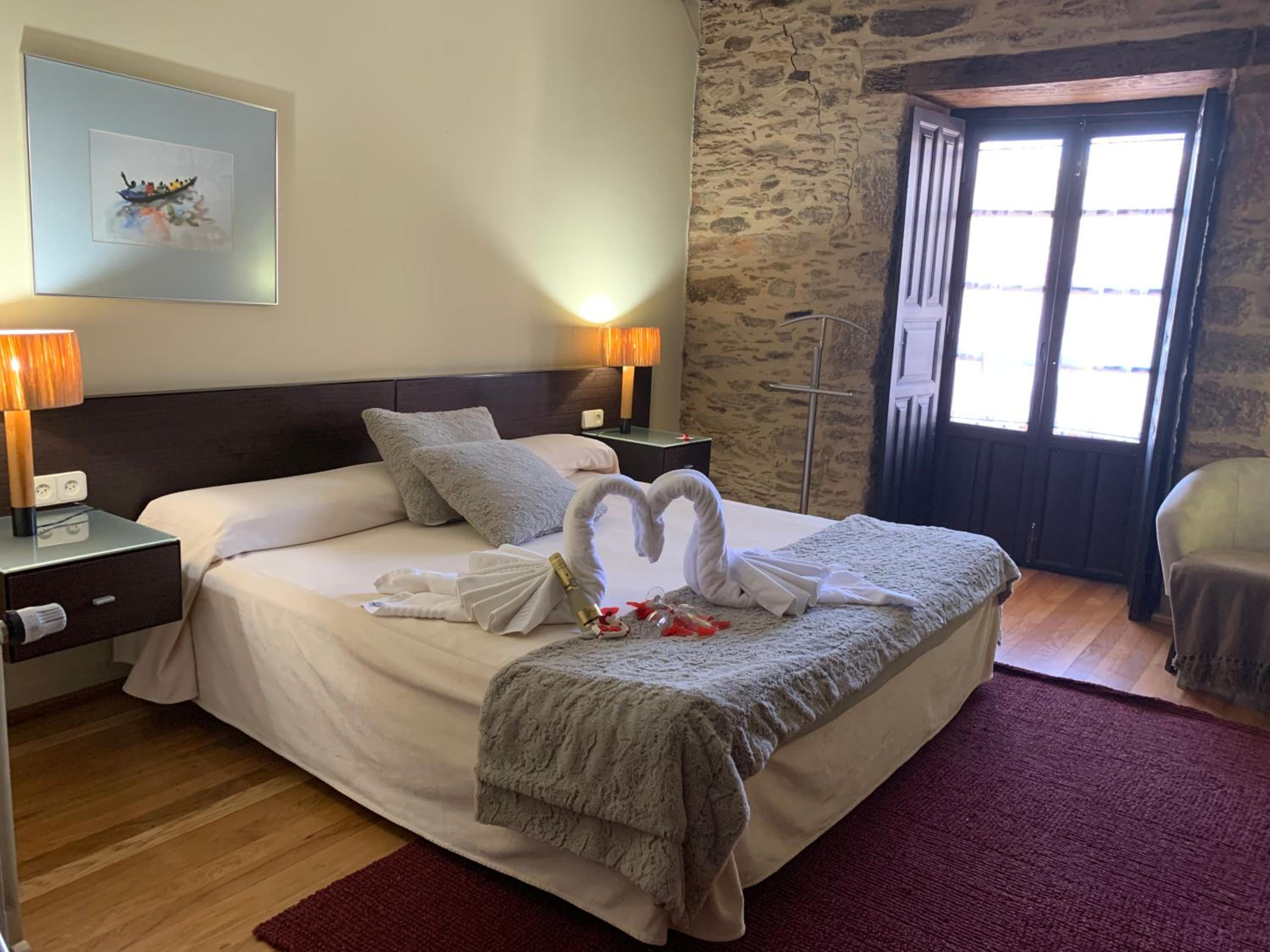 Plaza, Double Bed