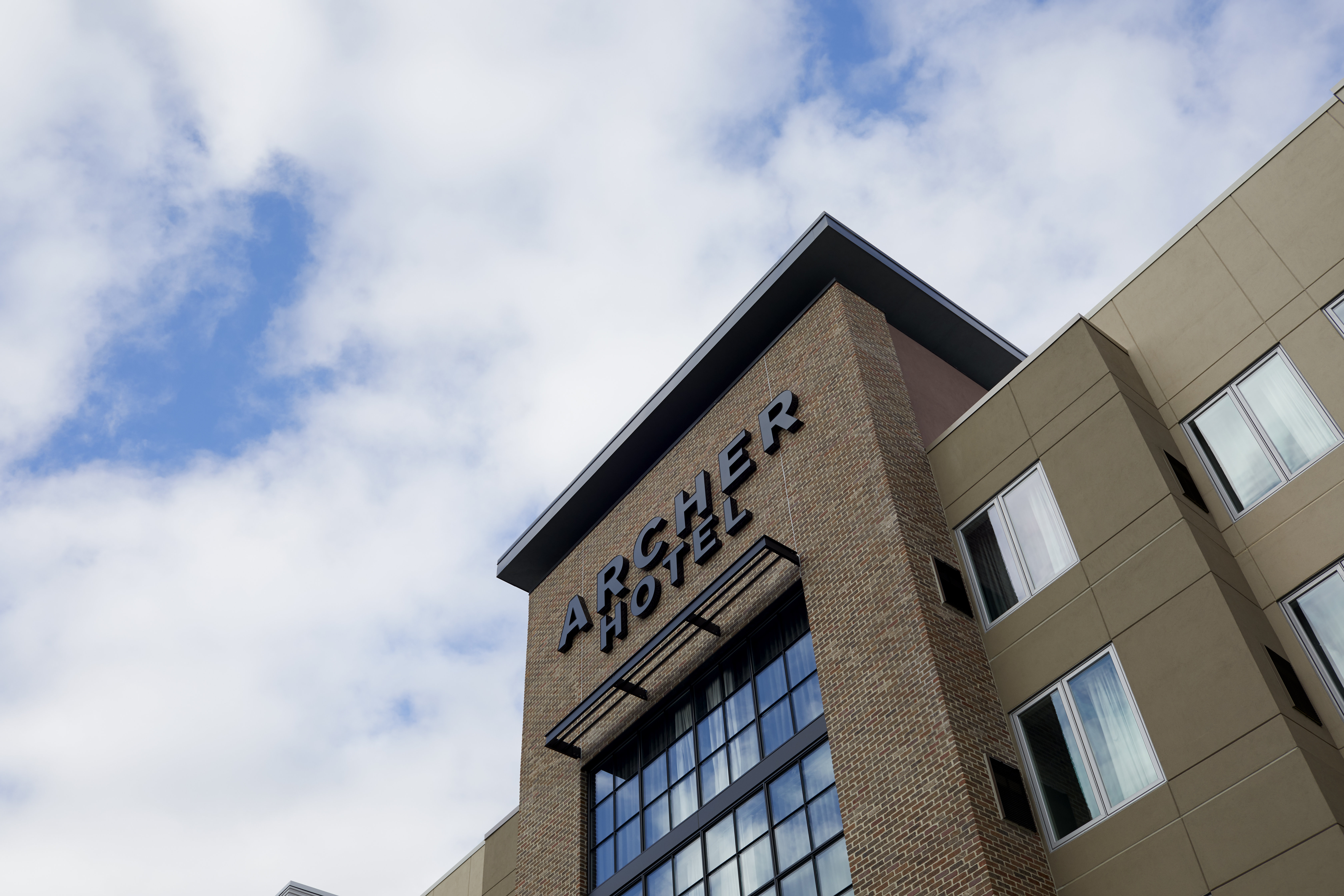 Archer Hotel Burlington 1/80