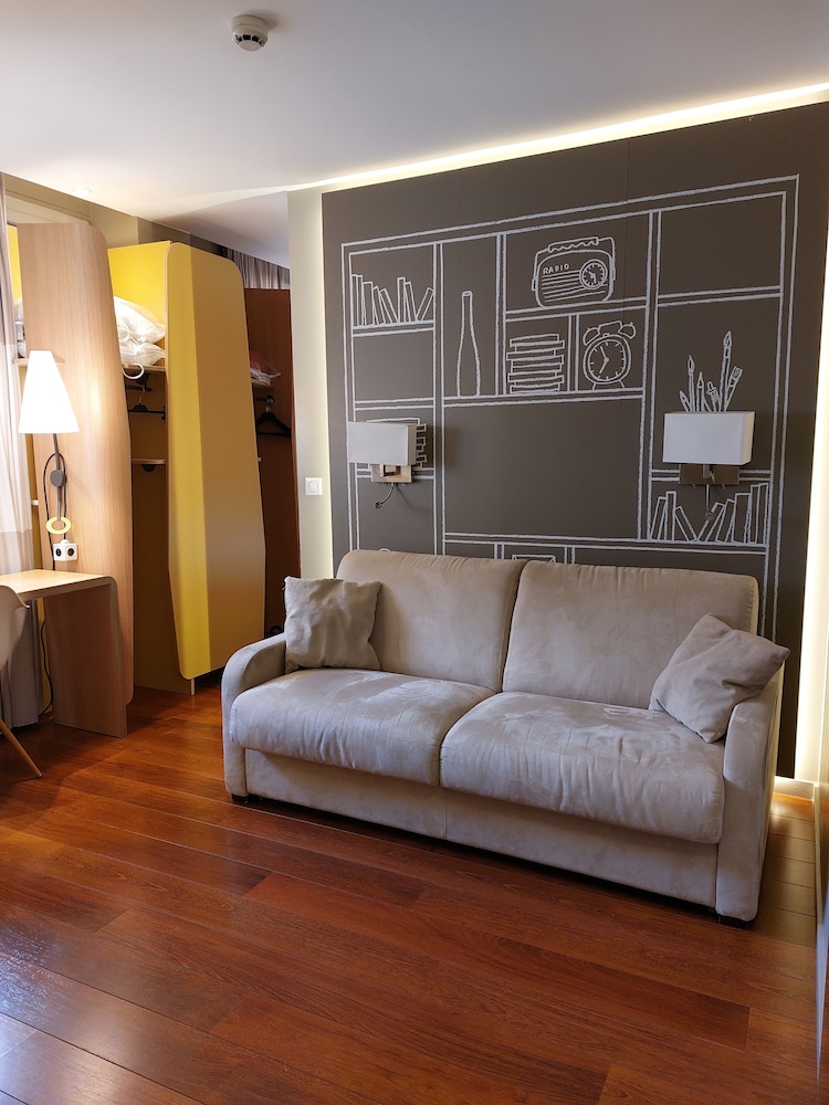 Ibis Besancon Centre Ville 43/71