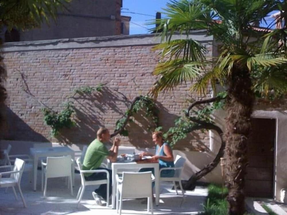 La Pergola Di Venezia 37/46