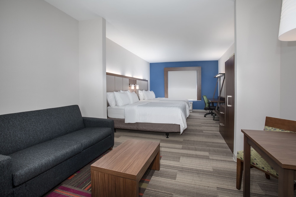 Holiday Inn Express Slidell 46/73