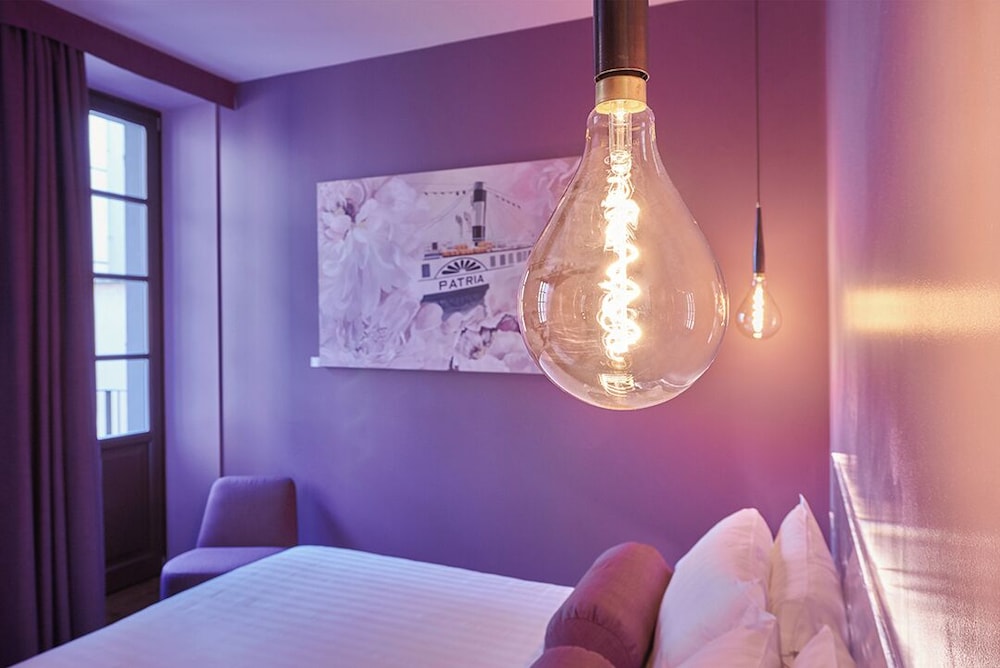 73 Boutique Hotel 24/43