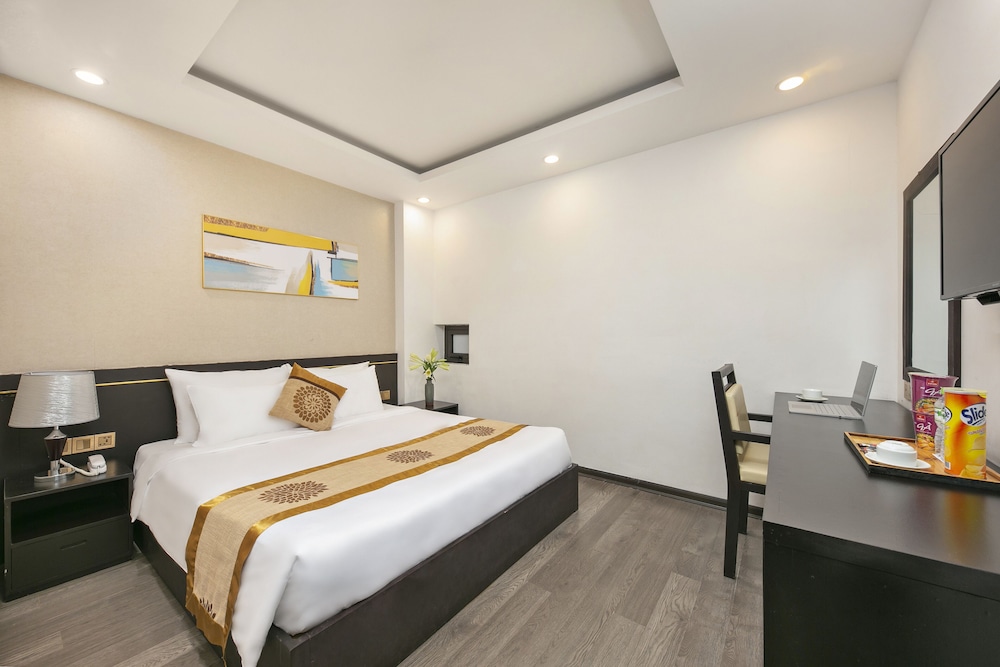 STANDARD, KING BED