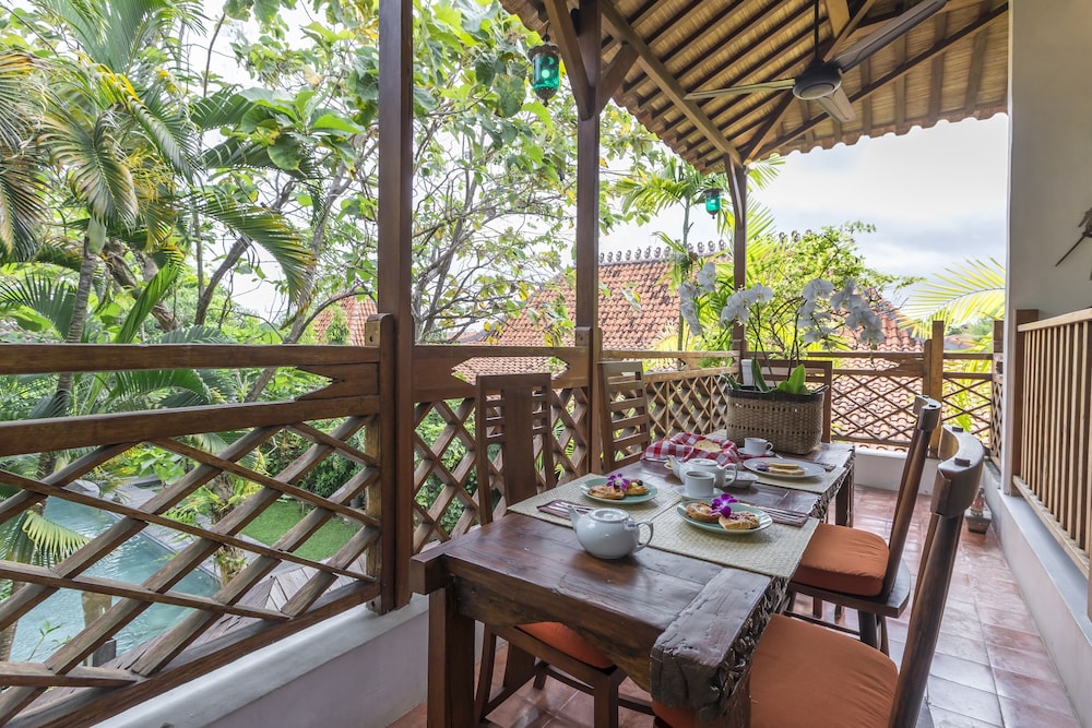 Villa Kampung Kecil 56/78