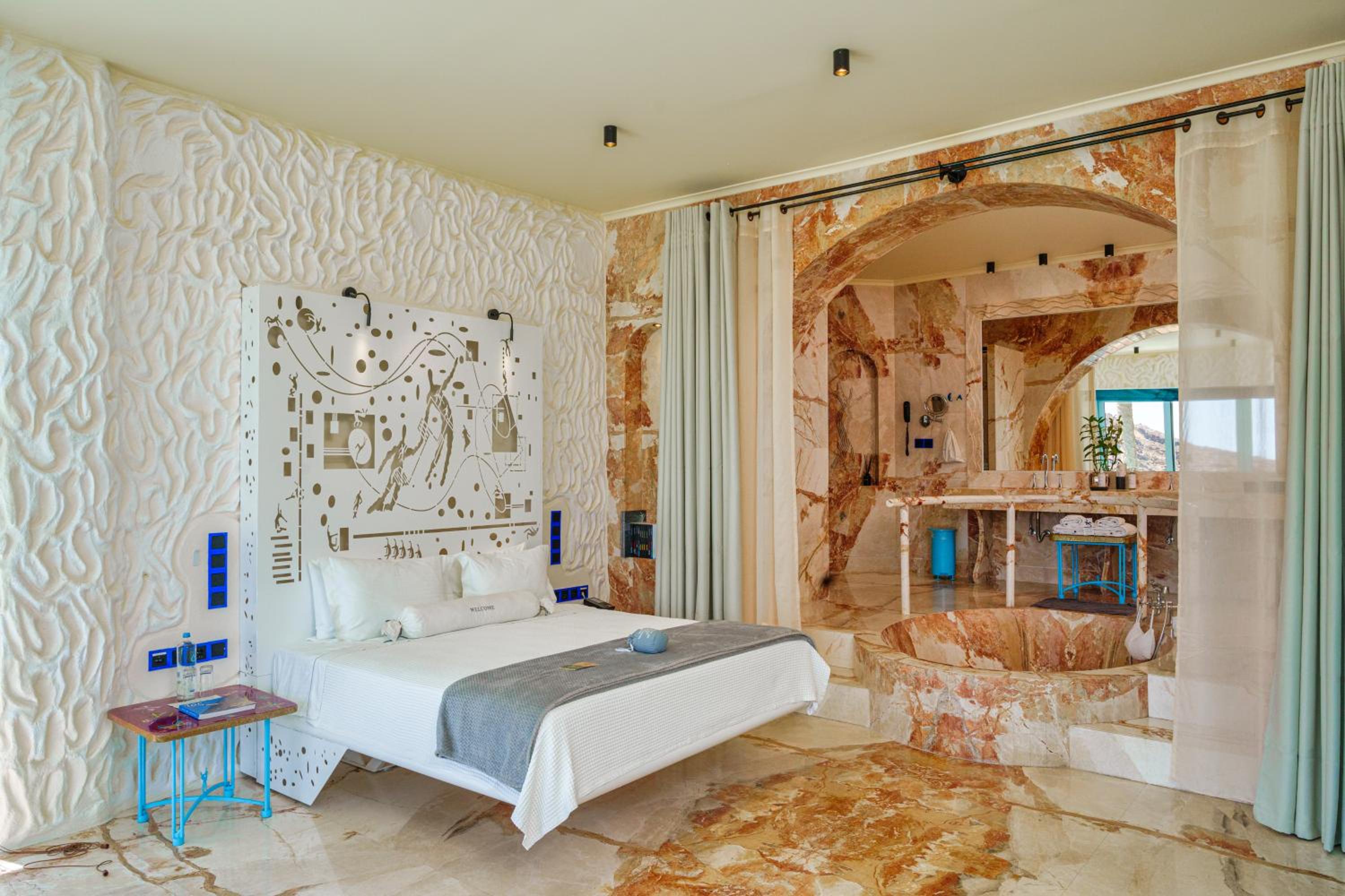 Pool, Suite