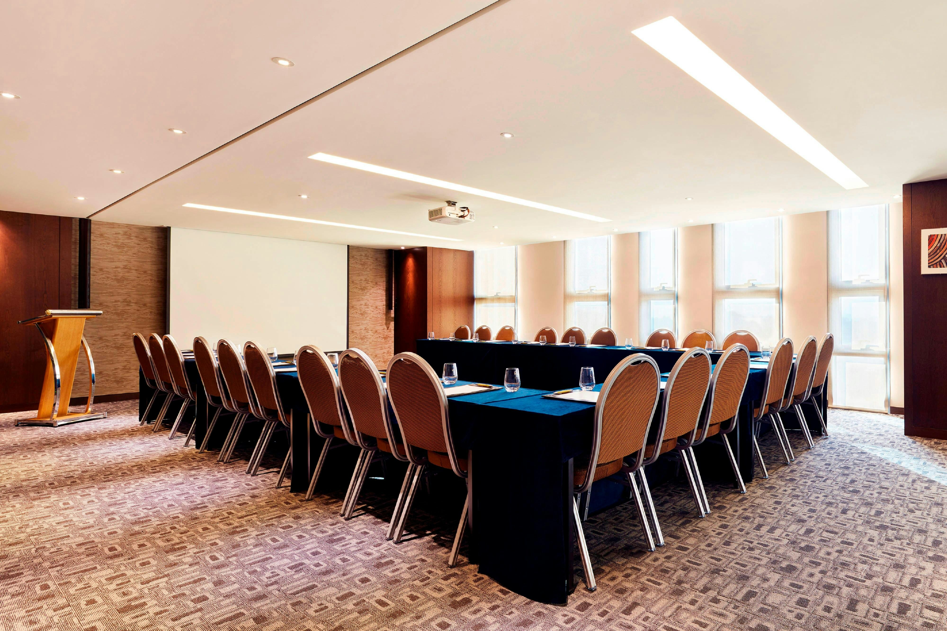 Four Points by Sheraton Josun, Seoul Station (Ex: Four Points By Sheraton Seoul Namsan) 32/37