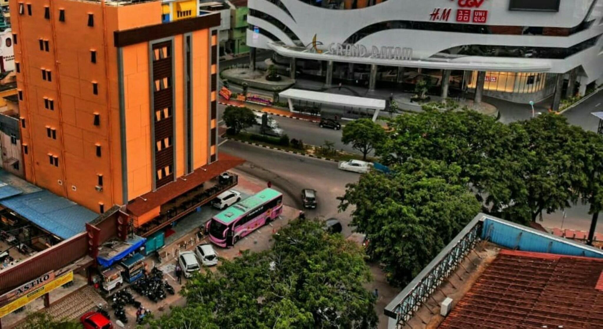 Sovrano Hotel Batam (ex Parkside Sovrano Hotel Batam) 3/19