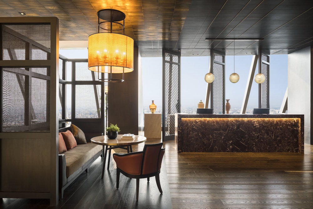 Rosewood Phnom Penh 6/76