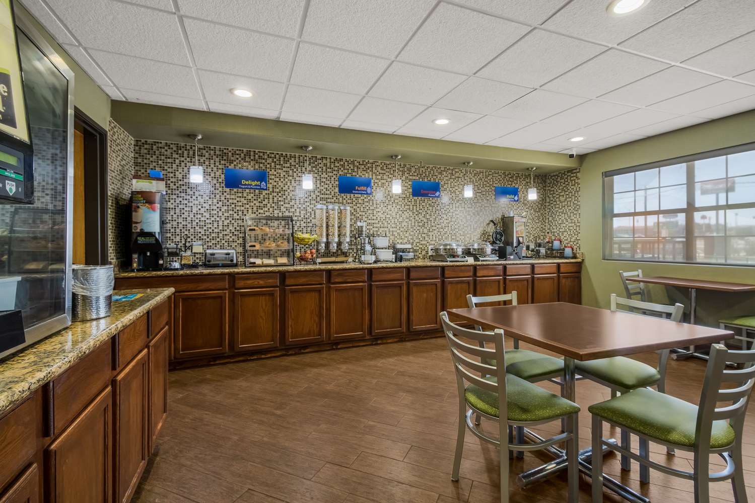 Best Western Temple Inn & Suites 24/31