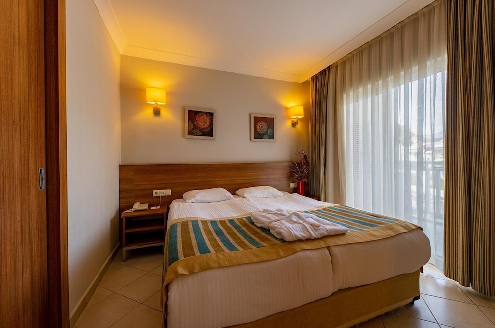 Viking Express Hotel 17/50