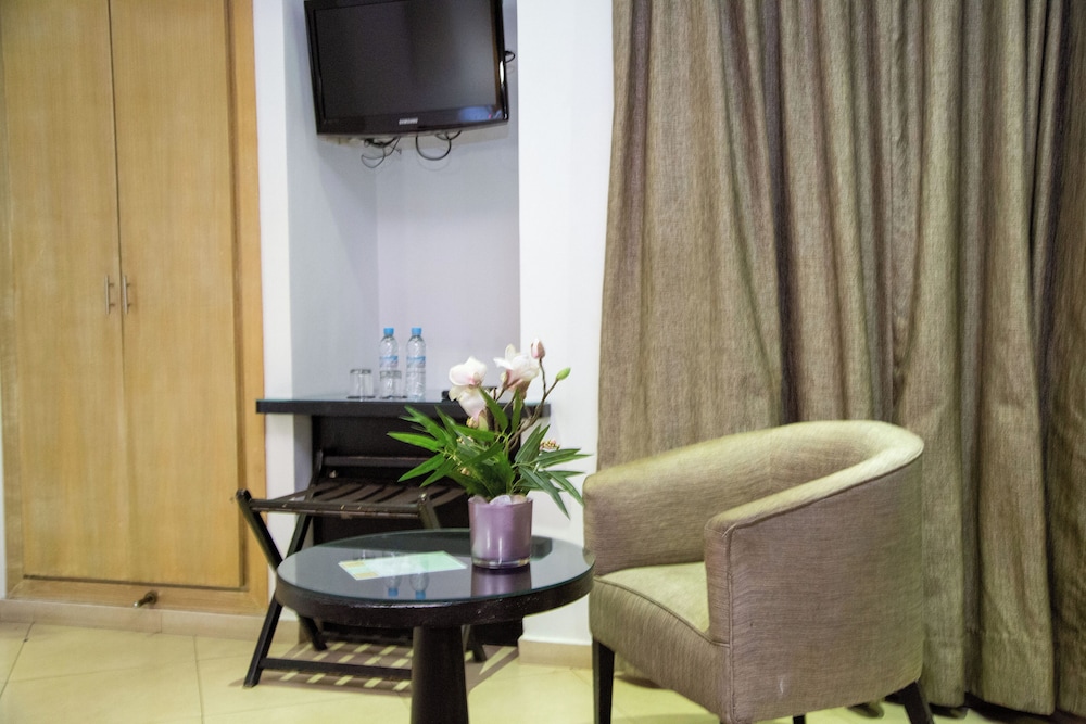 Malak Hotel 16/28