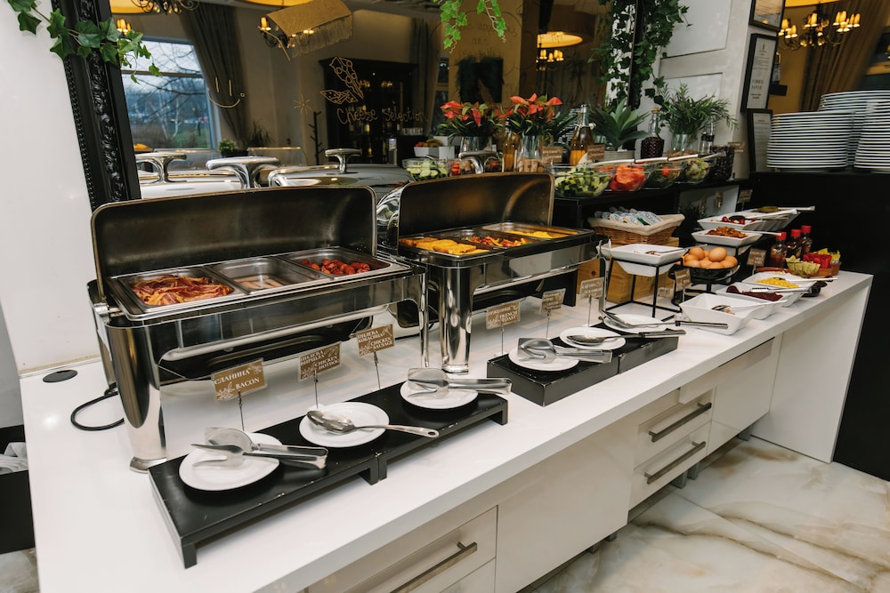 Heritage Hotel 26/50