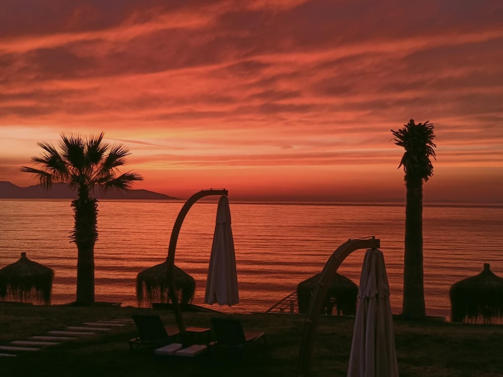 MAIA Luxury Beach Hotel & Spa 43/50