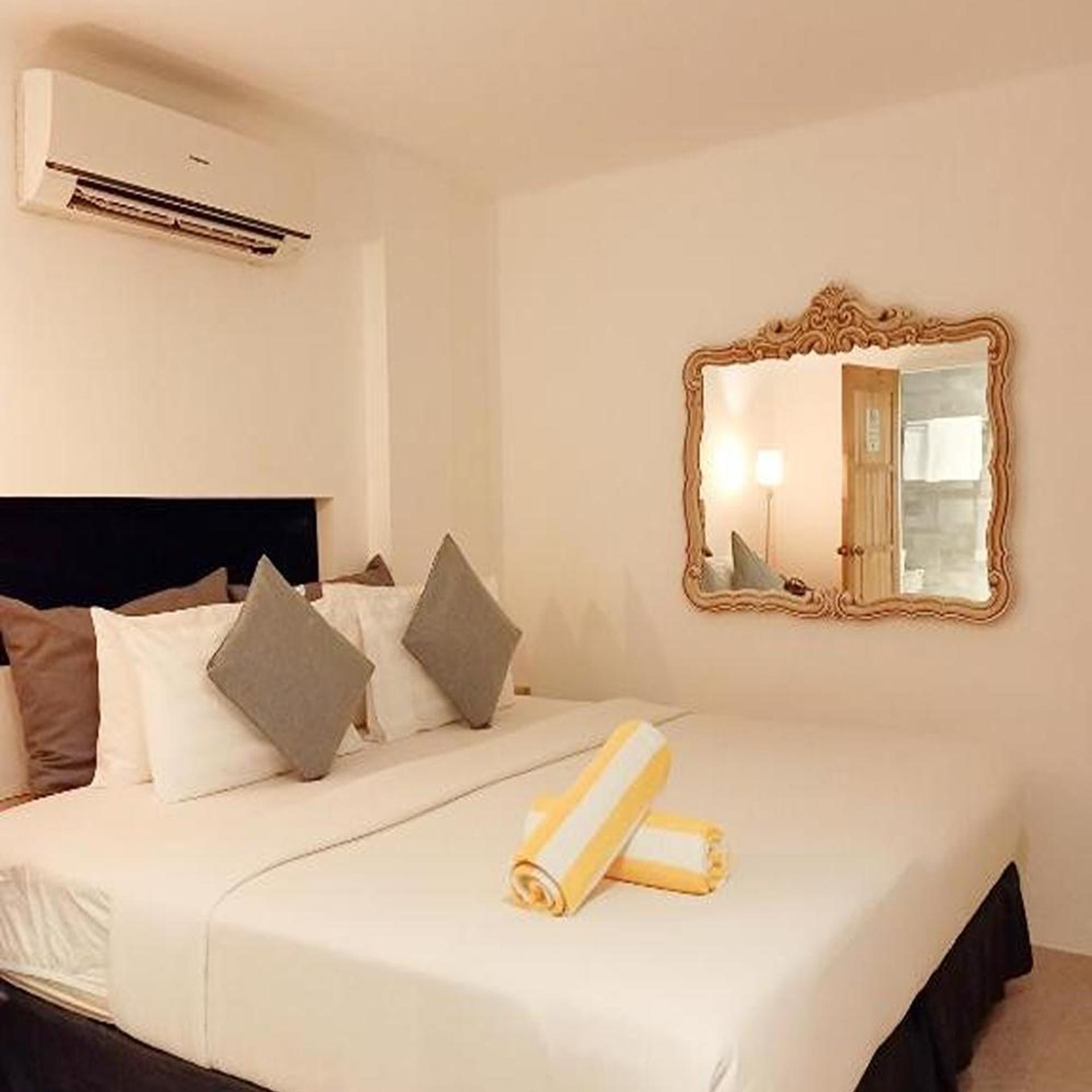Standard, Double Bed, No Window