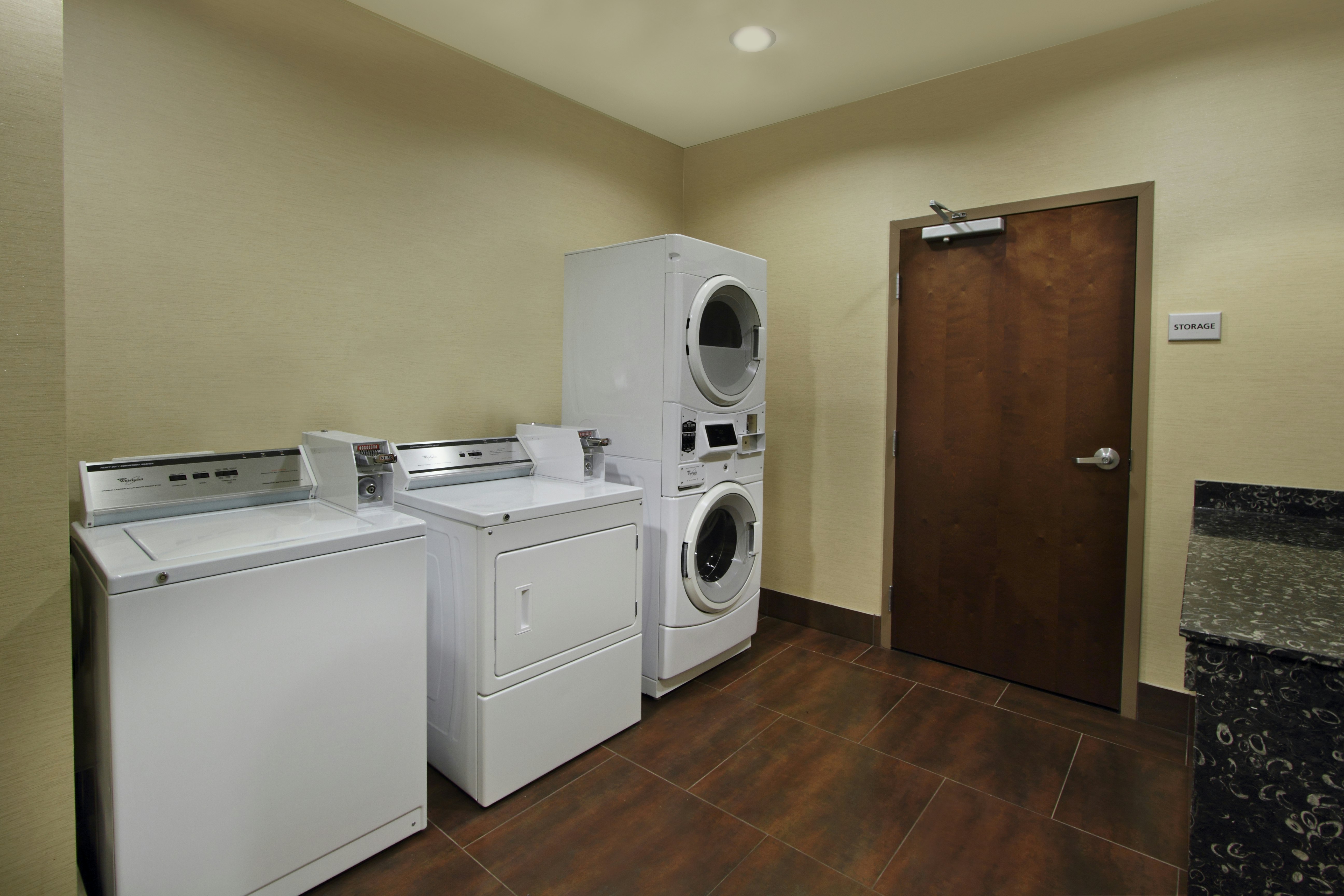 Hampton Inn Beeville 21/37