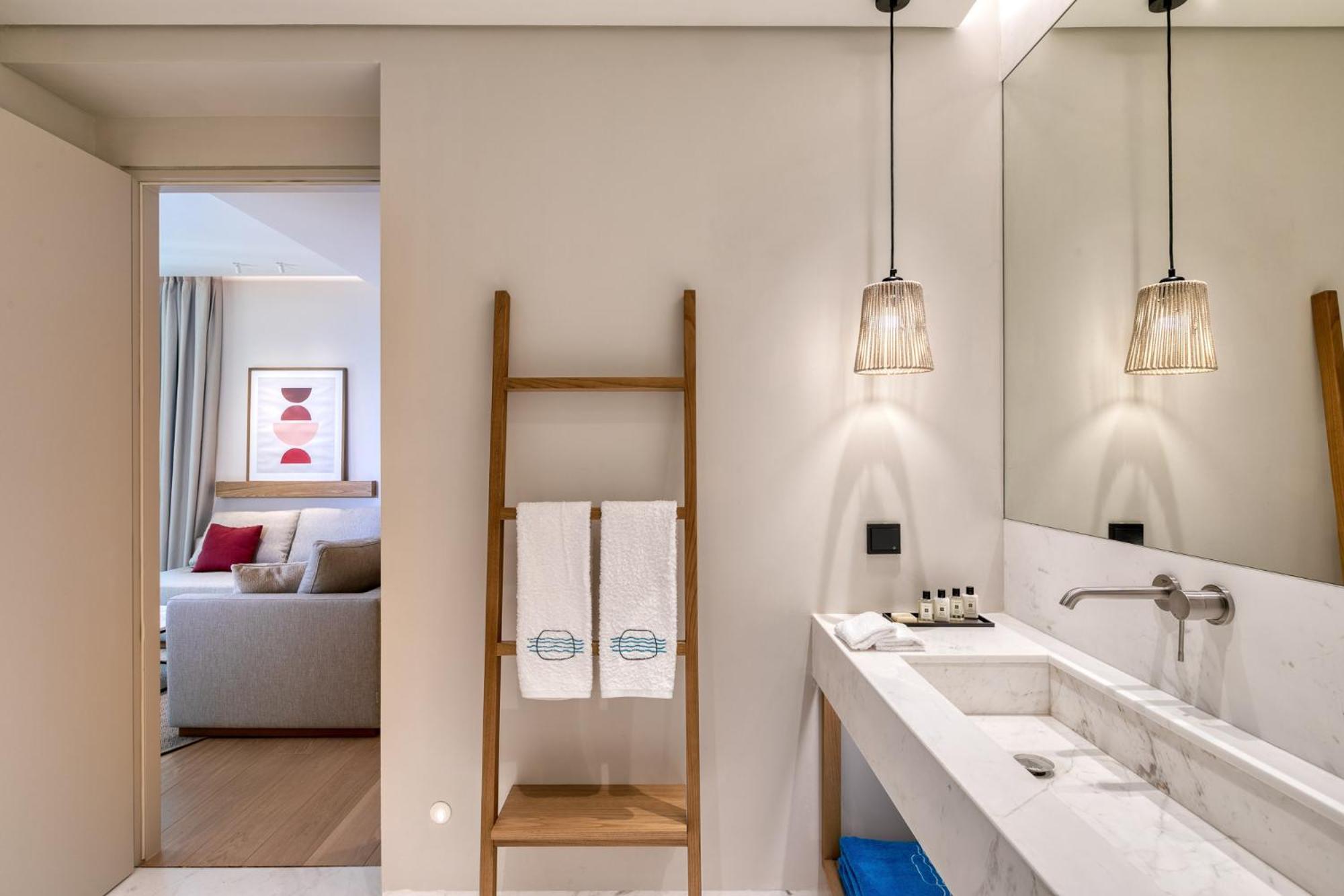 Vathi Cove Luxury Resort & Spa 57/60