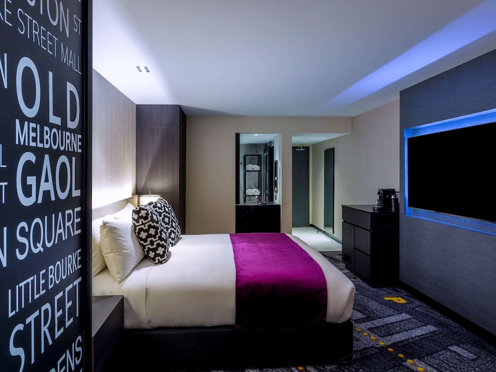 Pullman Melbourne City Centre 30/80