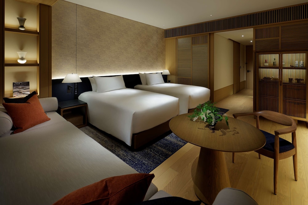 ROKU Kyoto, LXR Hotels & Resorts 11/78