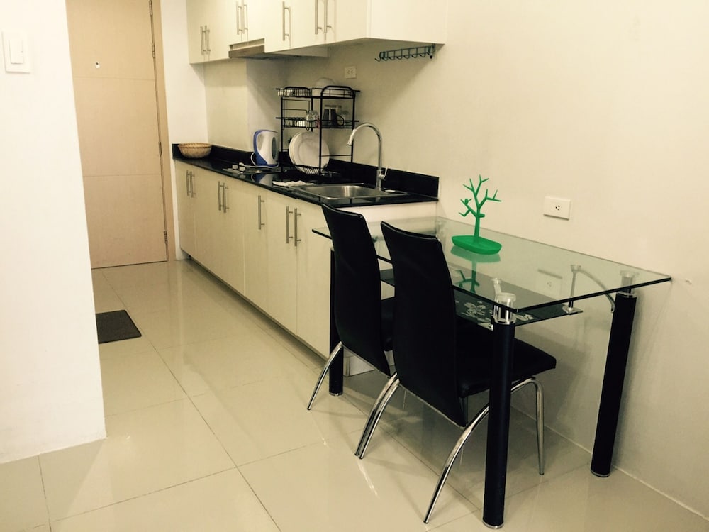 Jericho's Place At Sea Residences 59/68