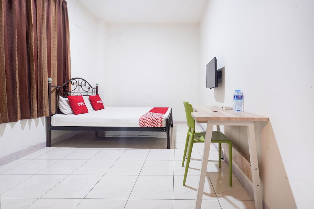 Hotel O Rappocini Near Rsia Paramount 26/45