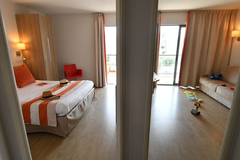Appart-Hotel Mer & Golf City Bordeaux Bruges 24/60