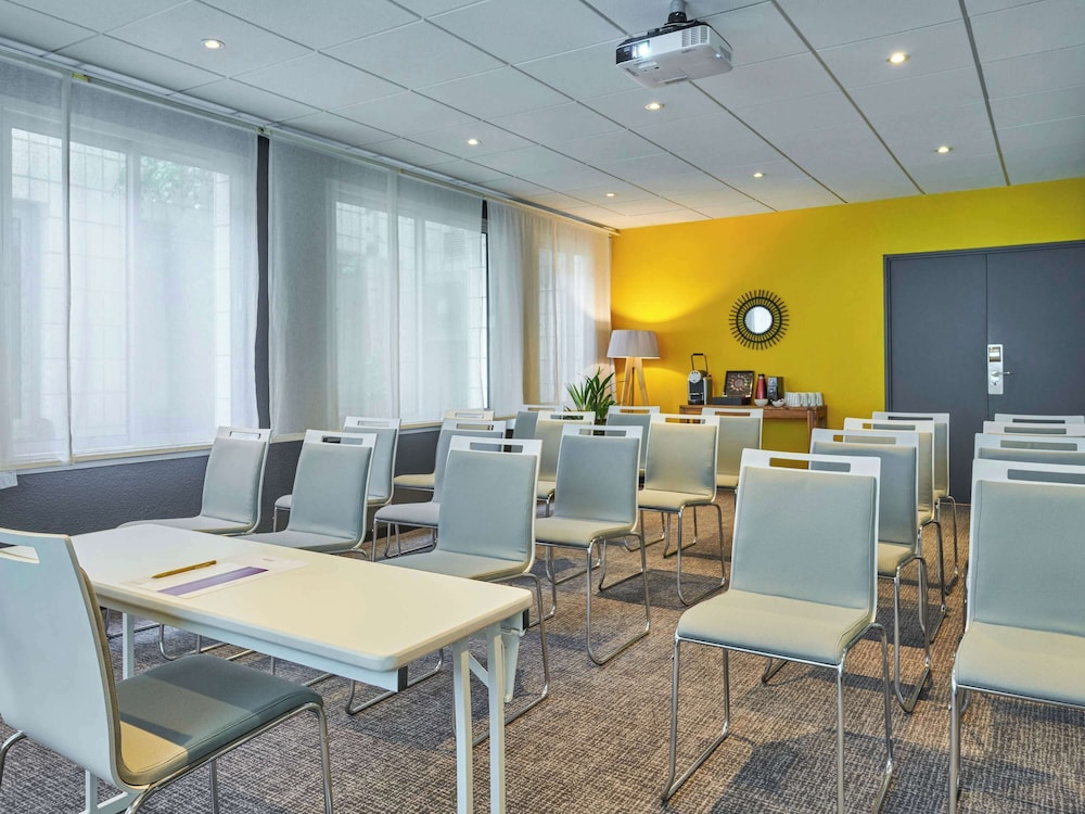 Hotel Mercure Paris 15 Porte De Versailles 56/63