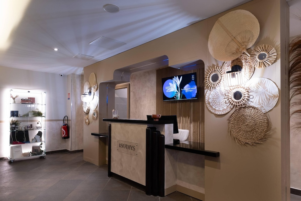 Zenitude Hotel la Valadière, an Ascend Collection Hotel 5/62