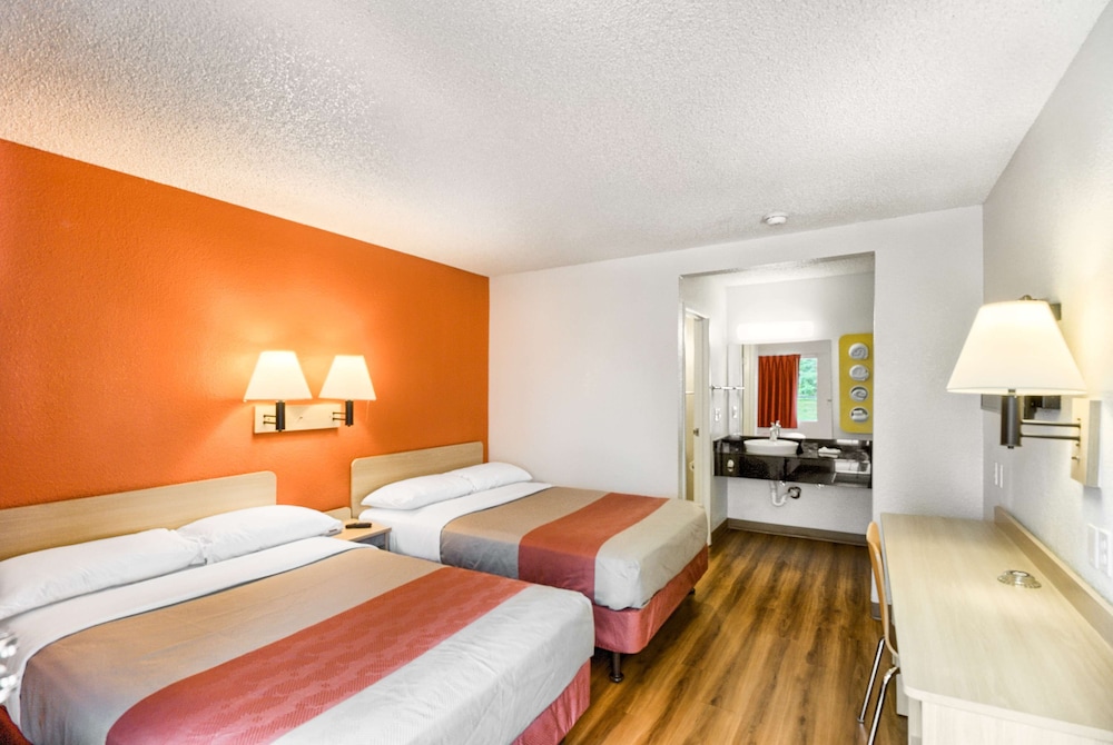 غرفة ديلوكس بسريرين مزدوجين