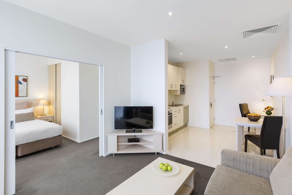 Oaks Melbourne on Lonsdale Suites, Melbourne City Centre, Melbourne 47/71