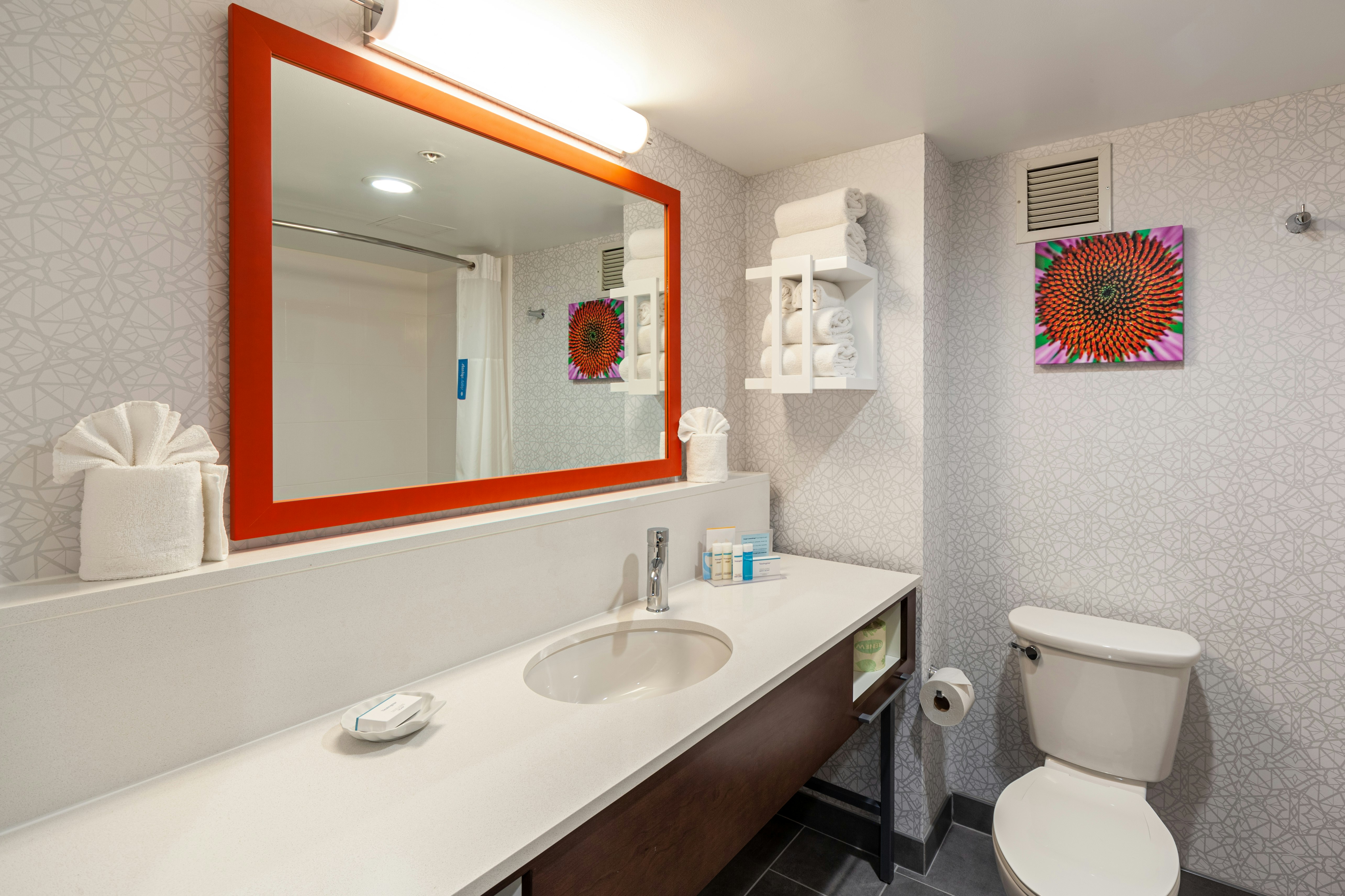 Hampton Inn - Winchester N/Convention Center 48/48