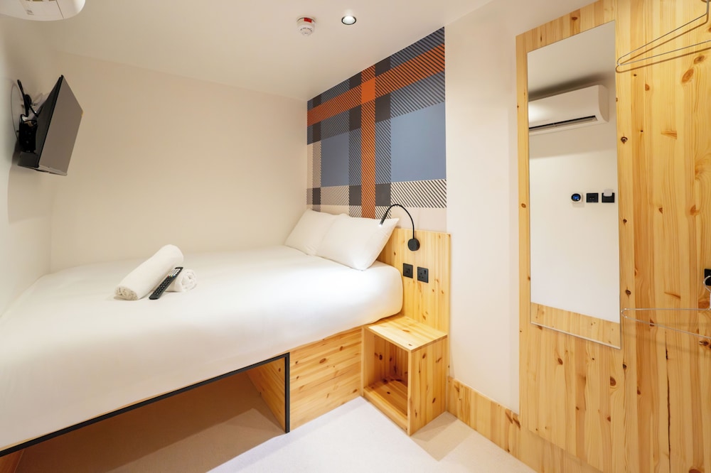 Standard, Double Bed, No Window