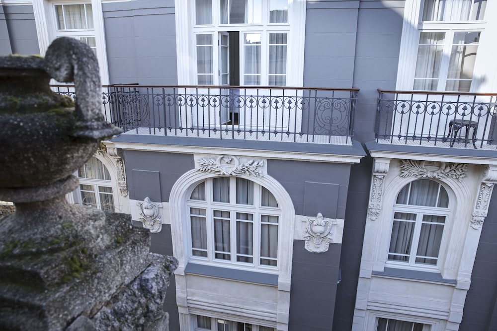 Corinne Hotel 2/50