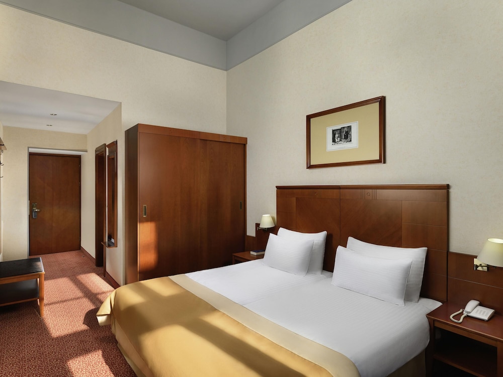 Mercure Szekesfehervar Magyar Kiraly 20/64