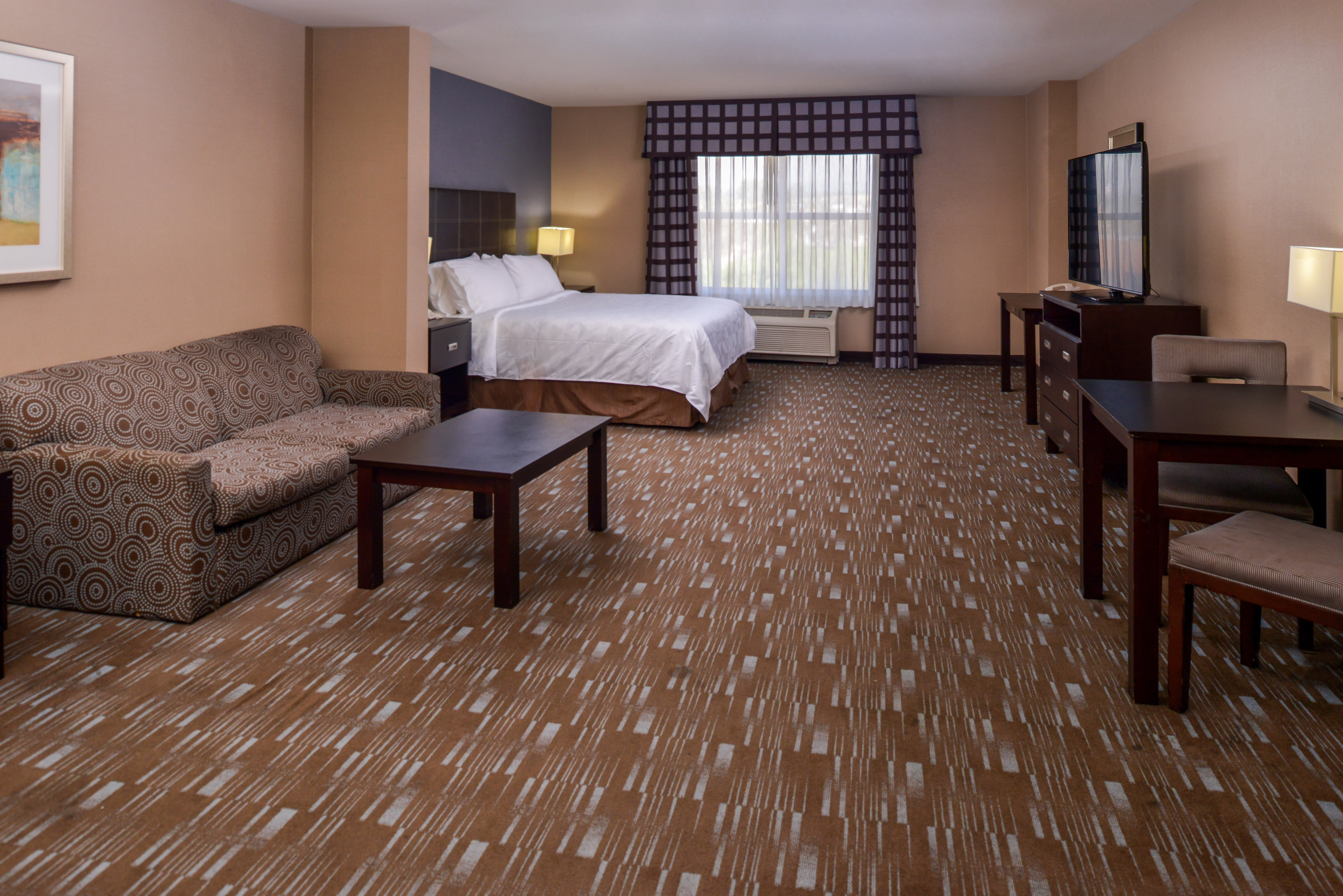 Holiday Inn Ontario Airport 34/73