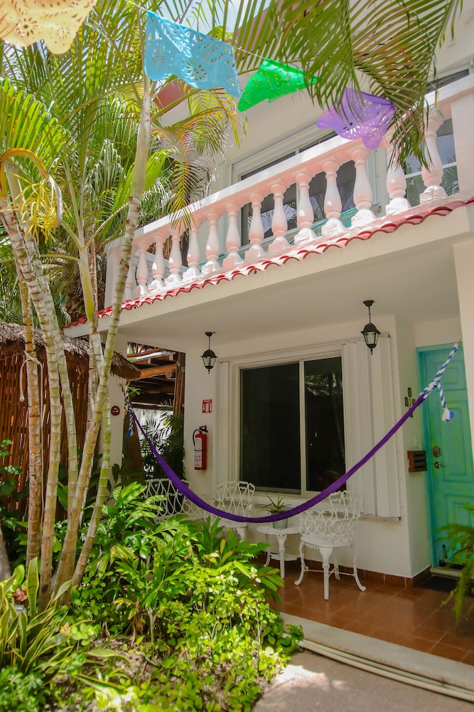 Hotel Villas Colibri Suites and Bungalows in COZUMEL