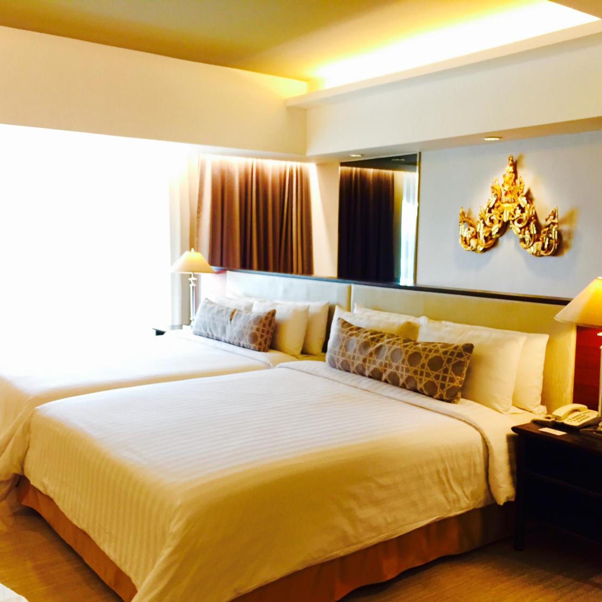 Residential, Suite