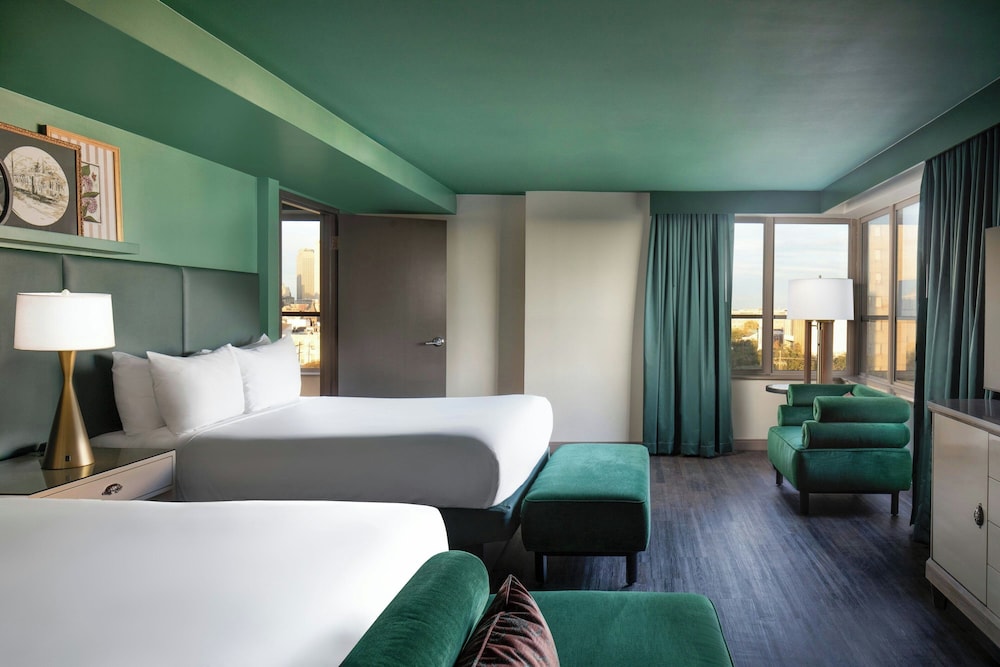 Junior Suite, 2 Queen Beds