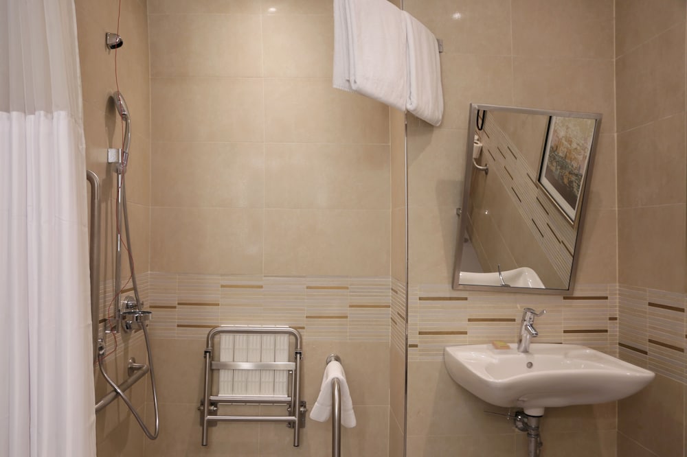 Doubletree By Hilton Istanbul Umraniye 9/63