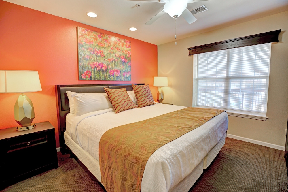 1 BEDROOM, CONDO, STANDARD