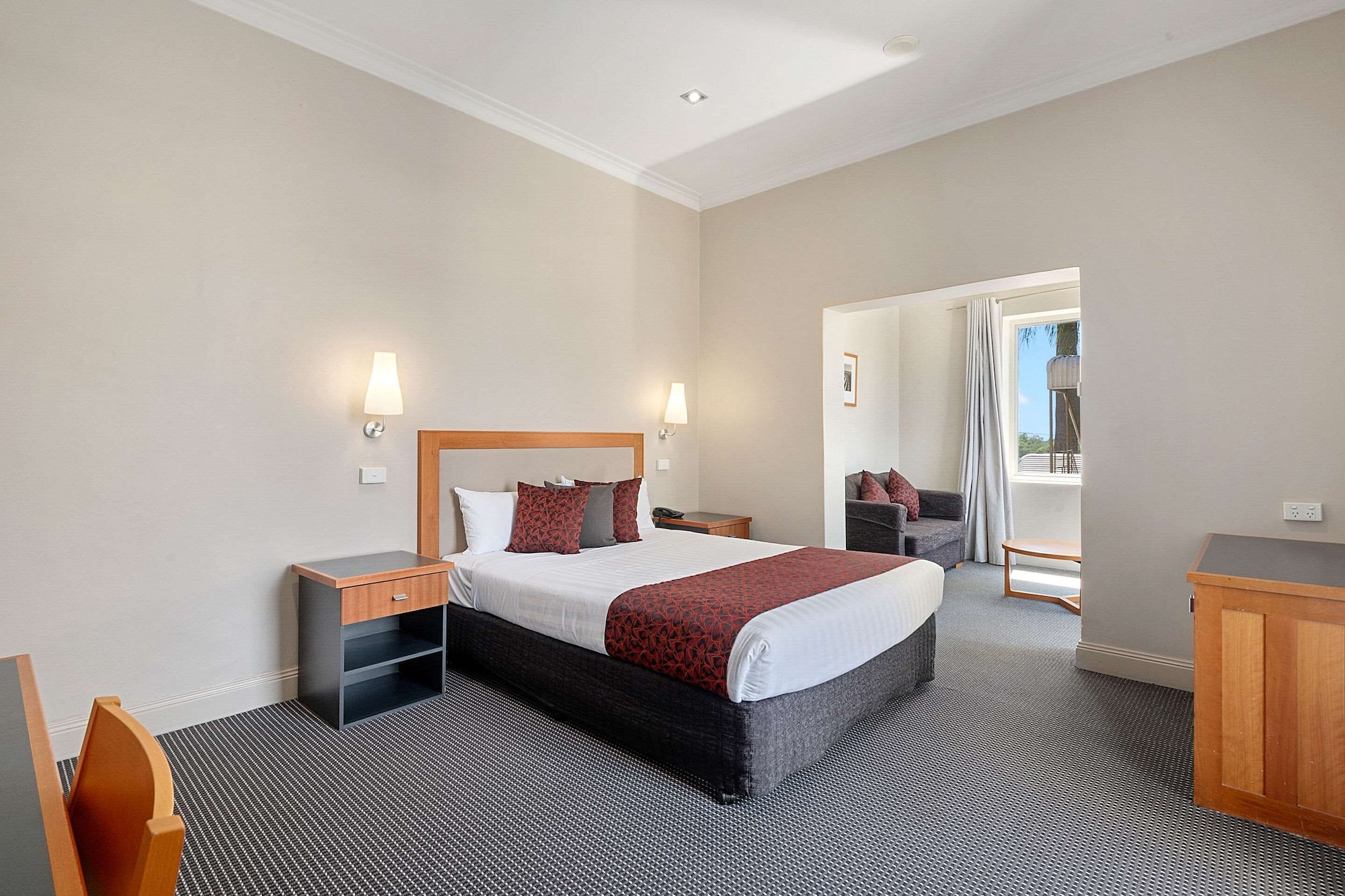 Spa, Superior, Suite, Queen Bed