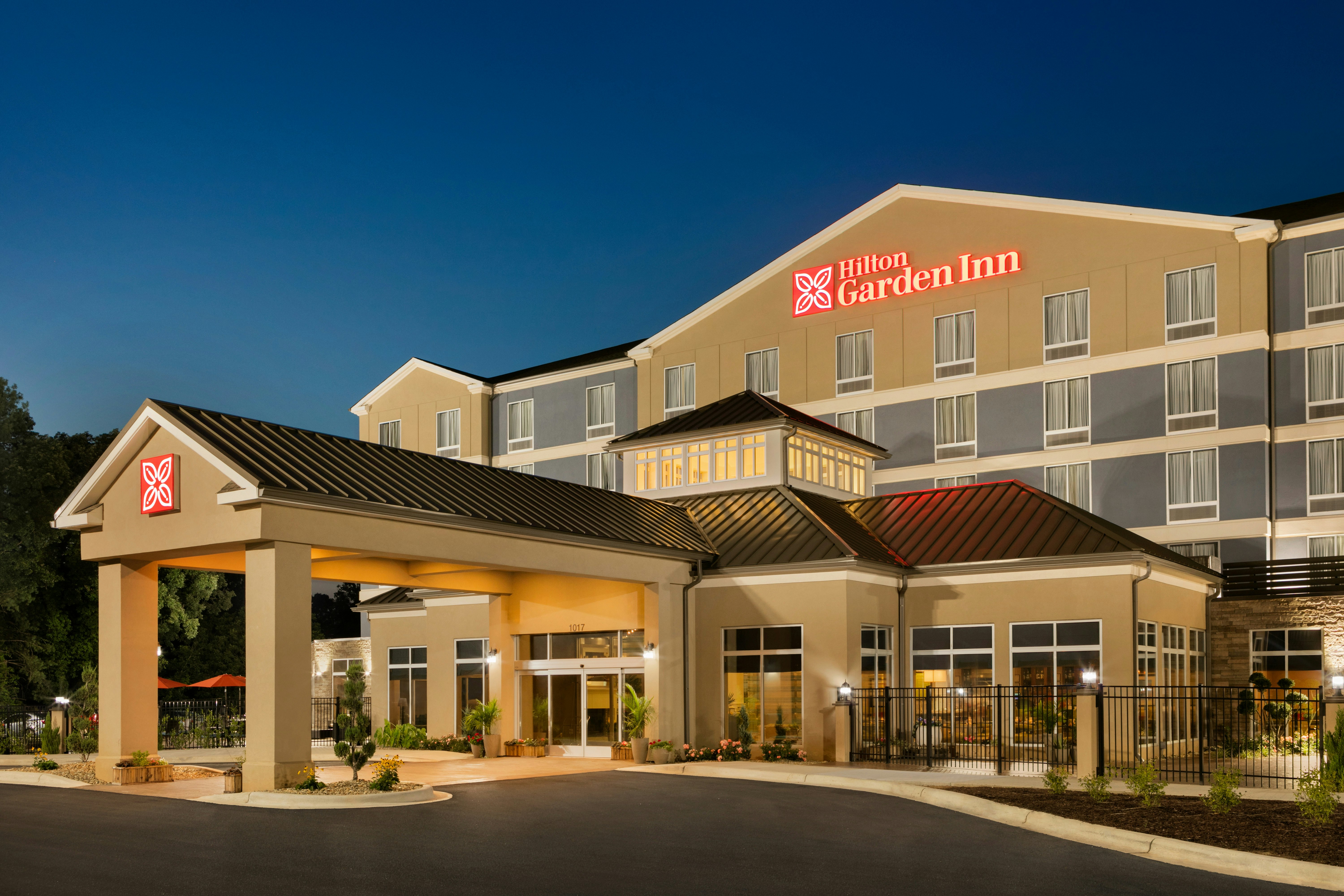 Hilton Garden Inn Statesville 2/40
