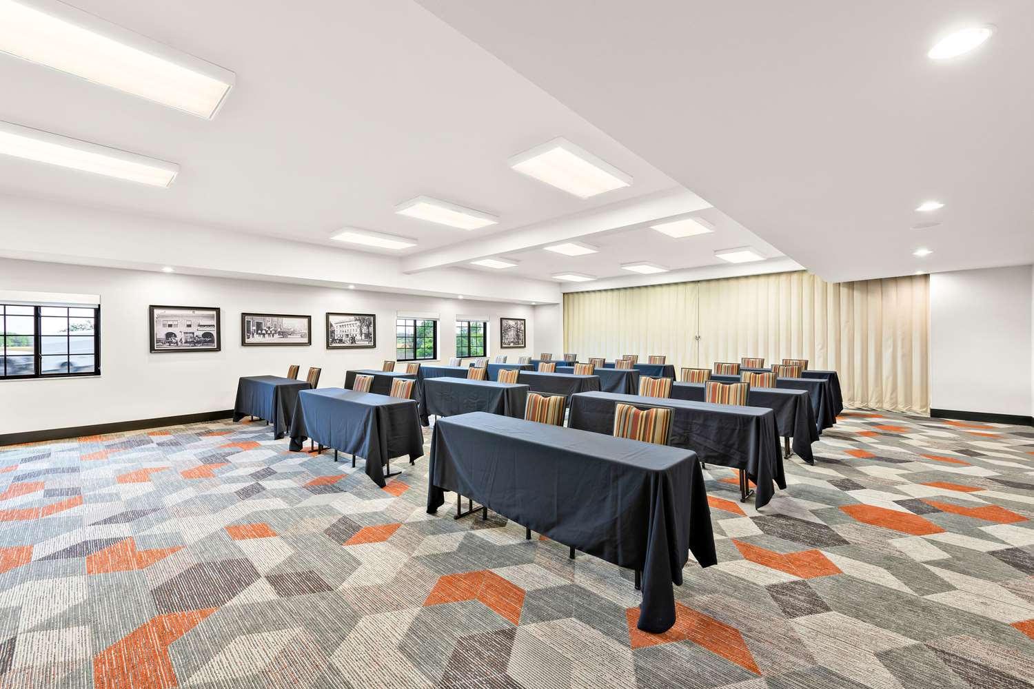 Comfort Inn & Suites Chillicothe 19/27