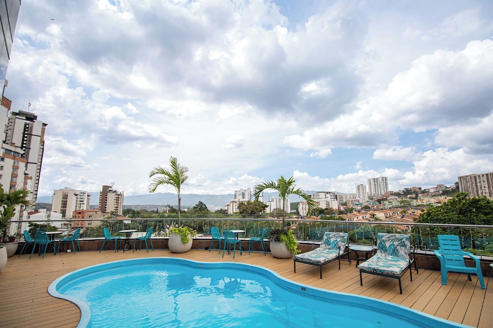 Hotel Roseliere Bucaramanga 47/50