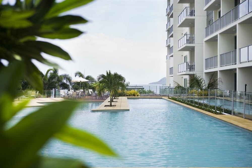 Mantra Trilogy Cairns 64/70
